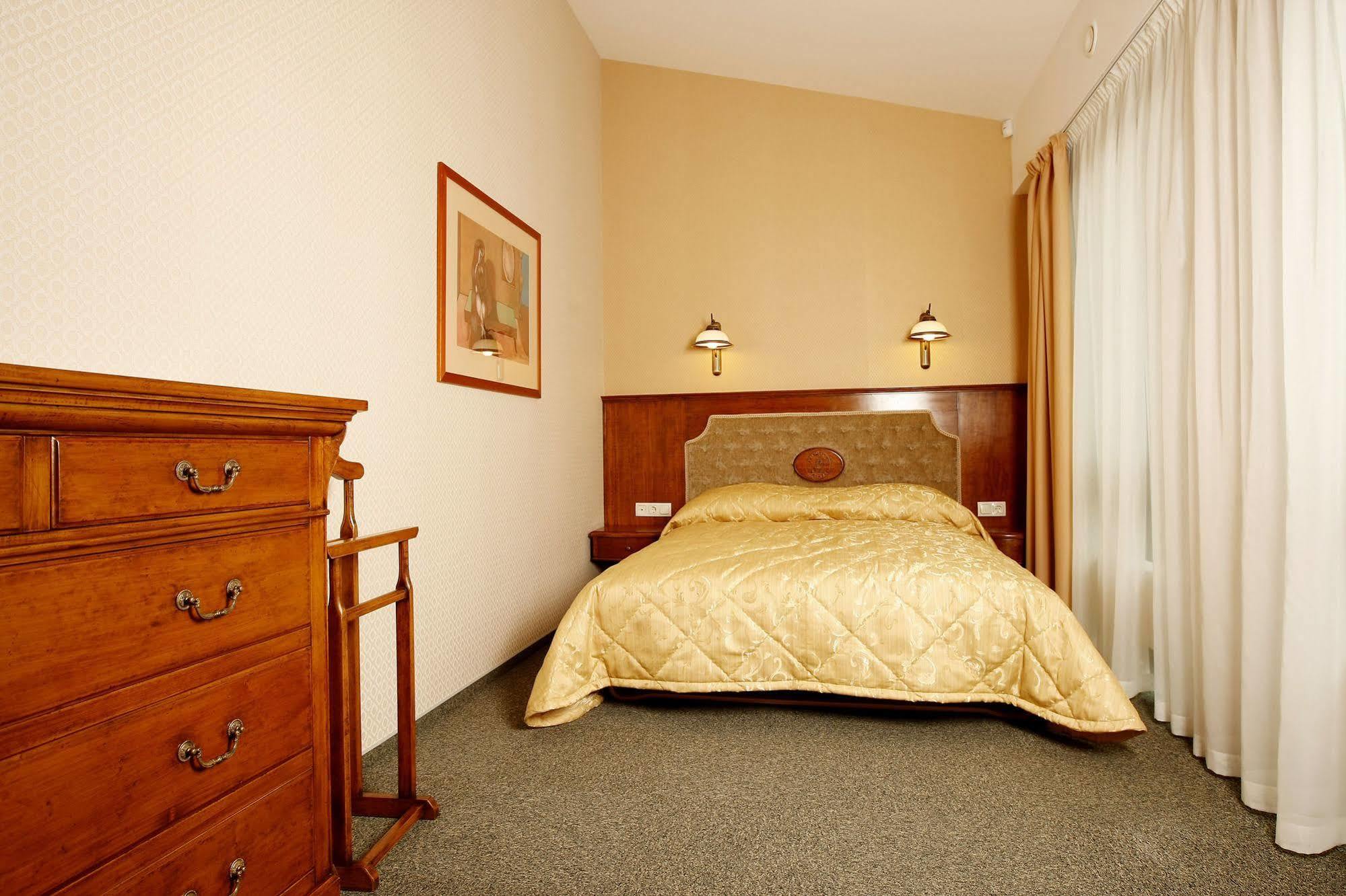 Friedricho Pasazas Hotel ไคลเพดา ภายนอก รูปภาพ